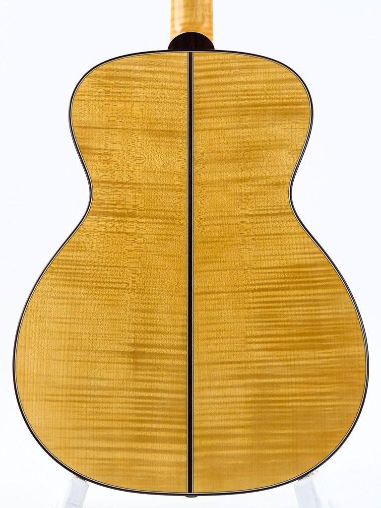 Lakewood M50 Custom Flamed Maple Honey-Dyed Bearclaw Spruce Lefty